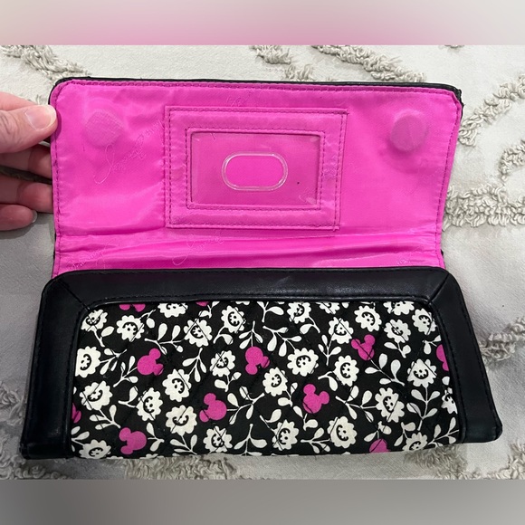 Disney Parks Vera Bradley Mickey Mouse meets Birdie trifold wallet - Picture 2 of 11